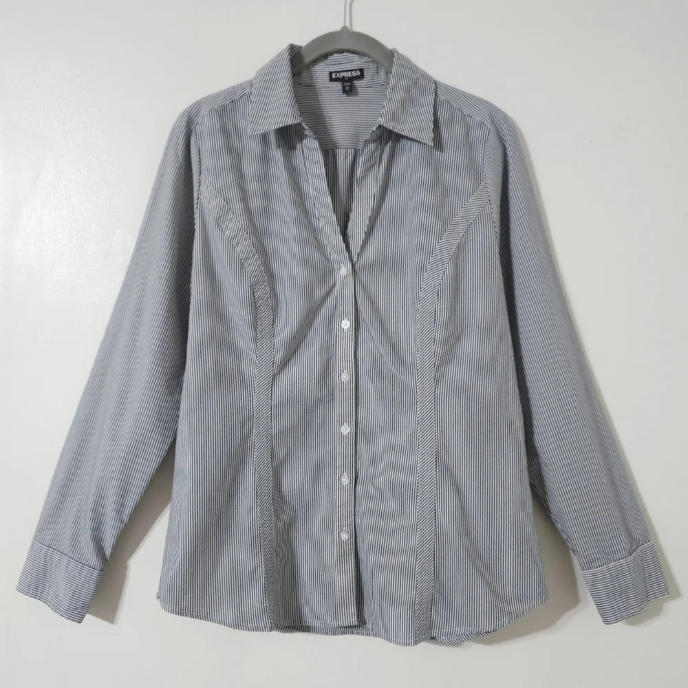 ✨️4/$20. Original Essential Shirt, Button Down Career Wear, Fitted Pin Stripe, M - Picture 3 of 15